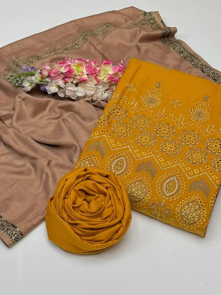 WINTER COLLECTION  Beautiful & Elegant Style  Dhanak Bareeze Embroidered Boring Shirt & dhanak plain Trouser With  Marina Shawl 3 PC Dress