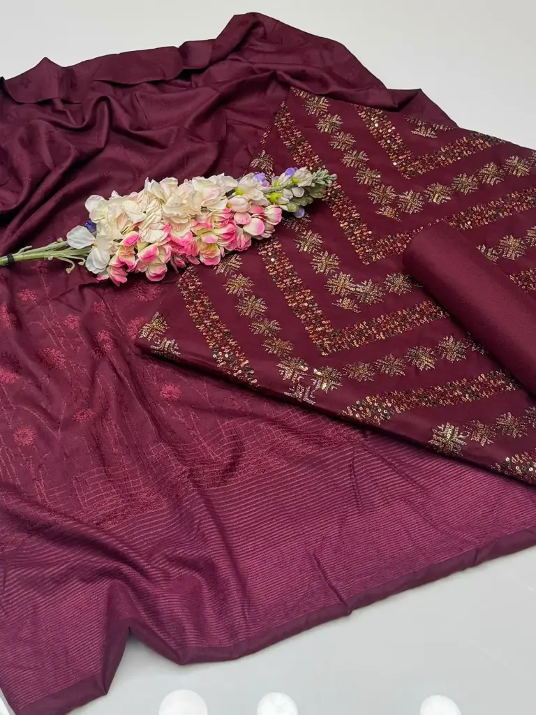 WINTER COLLECTION  Beautiful & Elegant Style  dhanak Bareeze Embroidered Shirt & Trouser With Dhanak Marina Velvet Border Shawl 3 Pc Dress