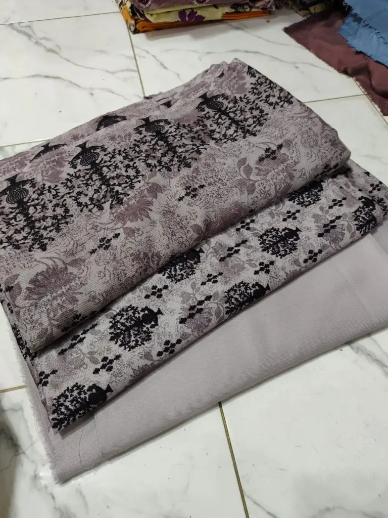 Corduroy Marina 3pc  🔶shirt cutting 2 yard  🔷 plain marina trouser 1.75 yard  🔷 corduroy wool shawl 2.5 yard