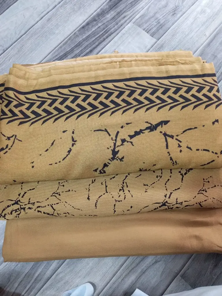 Corduroy Marina 3pc  🔶shirt cutting 2 yard  🔷 plain marina trouser 1.75 yard  🔷 corduroy wool shawl 2.5 yard